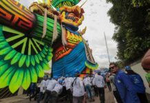 Festival de Parintins 2026: Translado de alegorias mobiliza 400 trabalhadores e reforça segurança