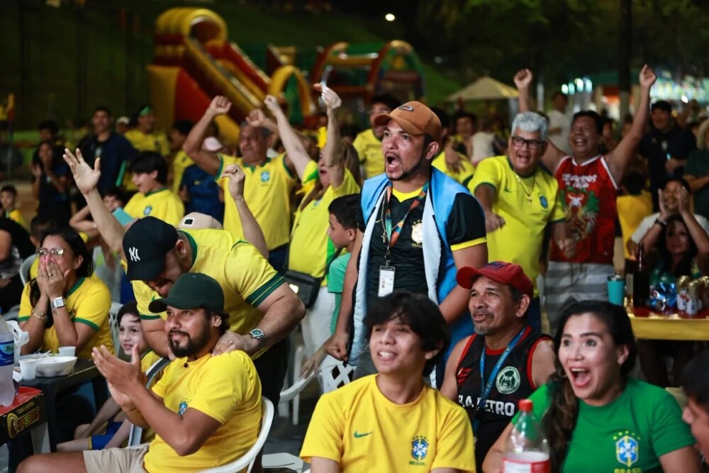 Ruas da Copa em Manaus celebram união e comércio com apoio da Prefeitura
