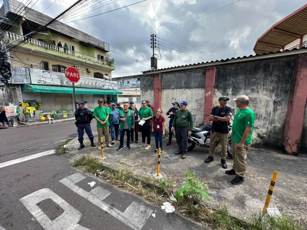 Prefeitura de Manaus multa comércio de carnes em R$ 84 mil por descarte irregular e falta de licença ambiental