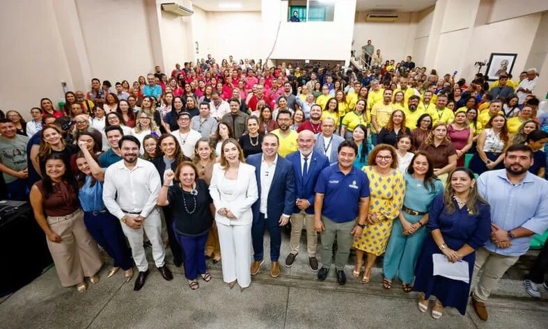 Governador Roberto Cidade anuncia maior concurso público da história da educação do Amazonas com 7,8 mil vagas