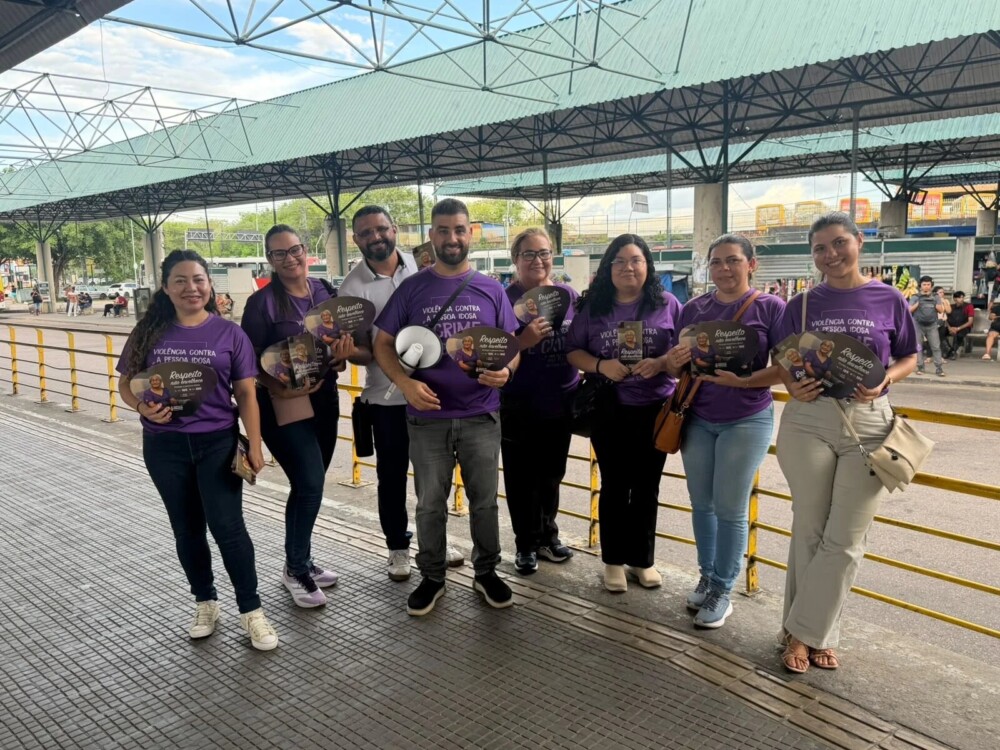 Prefeitura de Manaus intensifica campanha 'Junho Violeta' no Terminal 5 contra violência a idosos