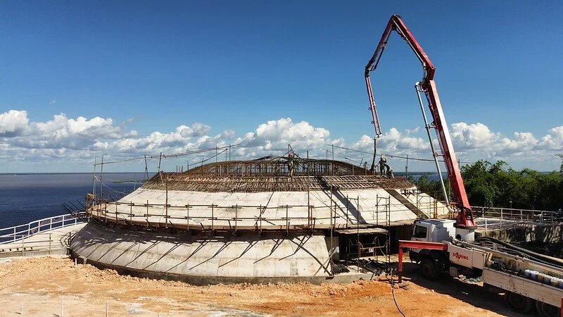 Oca Niemeyer no Parque Encontro das Águas avança com concretagem do nono anel da cúpula