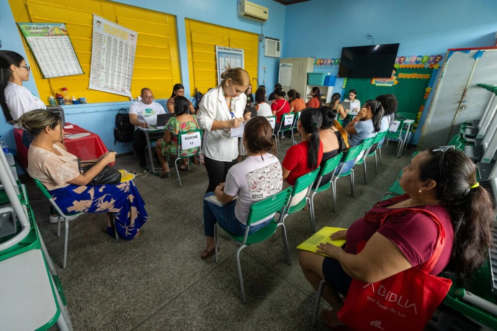 Mutirão 'Manaus Cidadã' em Colônia Antônio Aleixo supera 10 mil atendimentos
