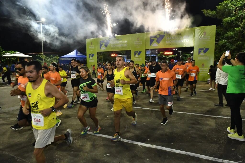 Corrida 'Manaus em Movimento' atrai seis mil participantes à Ponta Negra