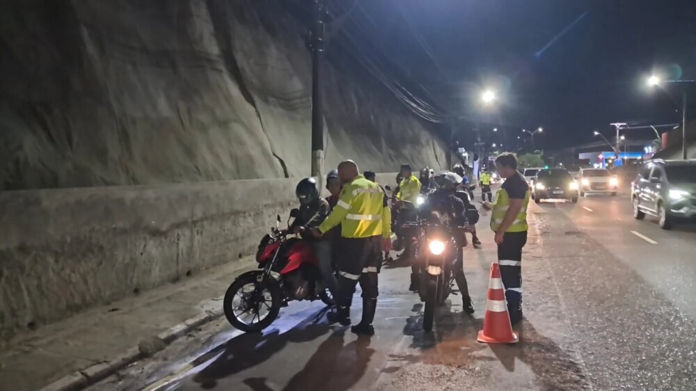 Operação Copa: IMMU remove 14 veículos e autua 74 em Manaus durante jogo do Brasil