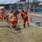 Prefeitura de Manaus emprega mais de mil trabalhadores para reforçar limpeza urbana no fim de semana
