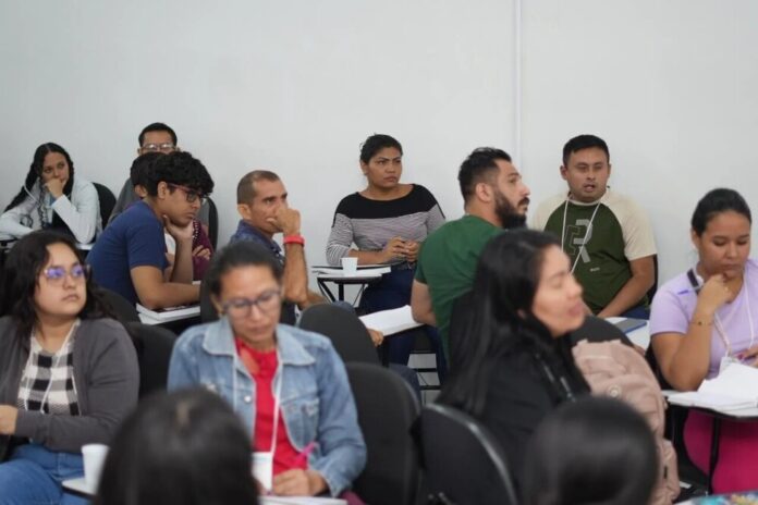 Prefeitura de Manaus abre inscrições para capacitação gratuita em inteligência artificial e desenvolvimento web