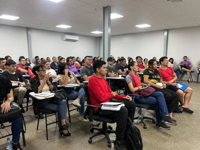 Prefeitura de Manaus oferece 200 vagas para minicurso gratuito sobre Engenharia de IA