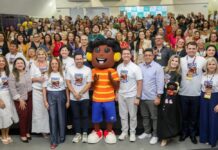 Prefeitura de Manaus lança projeto “Mundo do Theo” para inclusão de alunos com autismo em 86 escolas