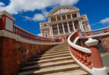 Teatro Amazonas: Prefeitura de Manaus contribui para candidatura de patrimônio mundial da Unesco