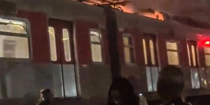 Falha de energia e incêndio em trem interrompem linhas da CPTM em São Paulo