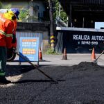 Prefeitura de Manaus intensifica recuperação asfáltica na zona Norte com mil toneladas diárias