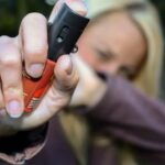 Mulheres maiores de 18 anos podem comprar e portar spray de pimenta para defesa pessoal em todo o Brasil