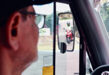 Prefeitura de Manaus capacita motoristas de ônibus sobre segurança no trânsito e pontos cegos