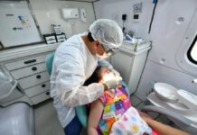 Unidade Odontológica Móvel da Prefeitura de Manaus leva atendimento domiciliar a moradores do Morar Melhor 13