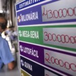 Mega-Sena acumula e prêmio principal chega a R$ 45 milhões