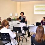 Prefeitura de Manaus capacita profissionais para rastreamento de câncer de colo de útero e mama