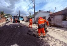 Santa Etelvina: Prefeitura de Manaus inicia nova frente de recuperação asfáltica na rua Dom Henrique