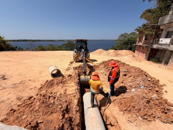 Prefeitura de Manaus implanta nova drenagem para prevenir alagamentos no Colônia Antônio Aleixo