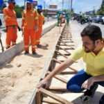 Prefeito Renato Junior vistoria obras de reestruturação de canteiros centrais na zona Norte de Manaus