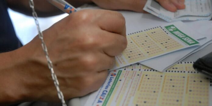 Mega-Sena acumula e sorteia R$ 41 milhões; veja os números do concurso 3.052