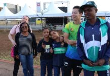 Brasília: público madruga para assistir ao desfile de 7 de Setembro na Esplanada dos Ministérios