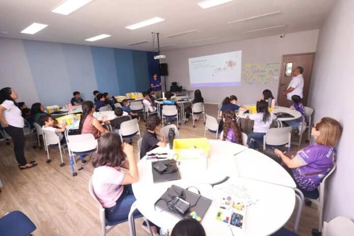 Alunos com altas habilidades da Prefeitura de Manaus participam de imersão em robótica com o INDT